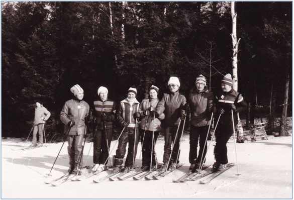 Dívčí septeto LO Skalická, Čeňková, Doubravová, Bláhová, Větvičková, Kuncová, Všetečková (1983)