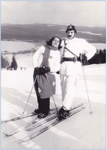 Maškarní na Zvičině 1976