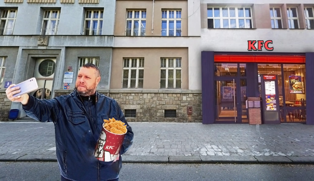 Po zruen kolnho bufetu, do kterho chodili uitel a studenti, se kola rozhodla zainvestovat do stavby KFC pmo jako soust koly a vypad to tak, e si to oblbil pln kad!